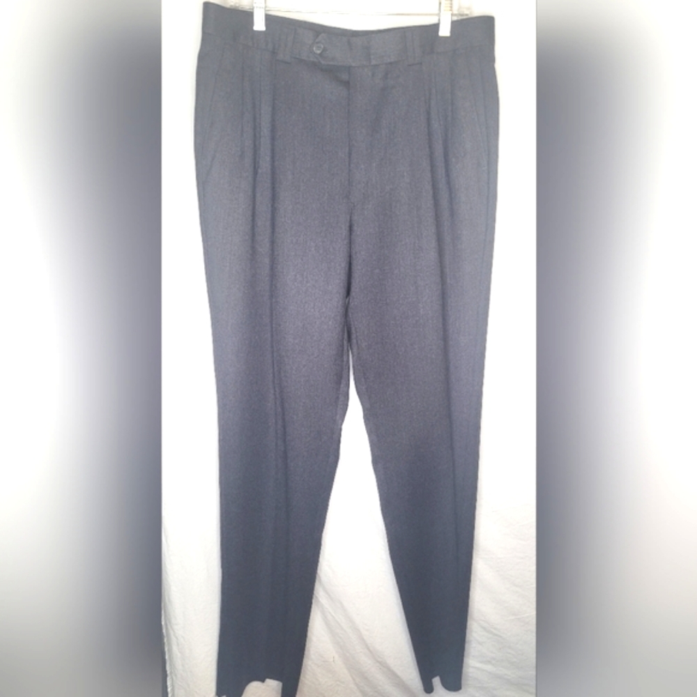 NWT Jos A Banks Gray Wool Pleated Dress Pants 34 Regular Excellent ✔️